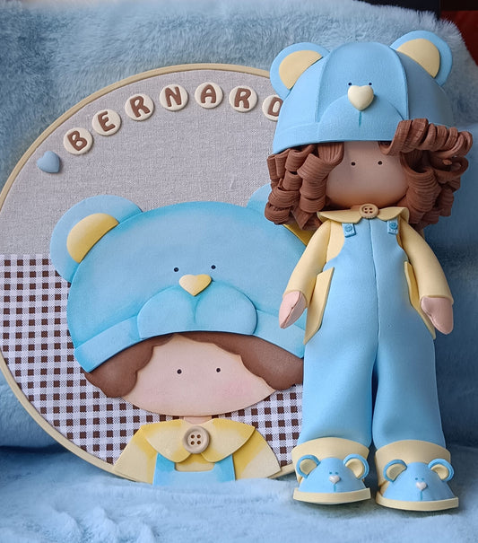 Boneca de EVA com Ursinho – Feita à Mão