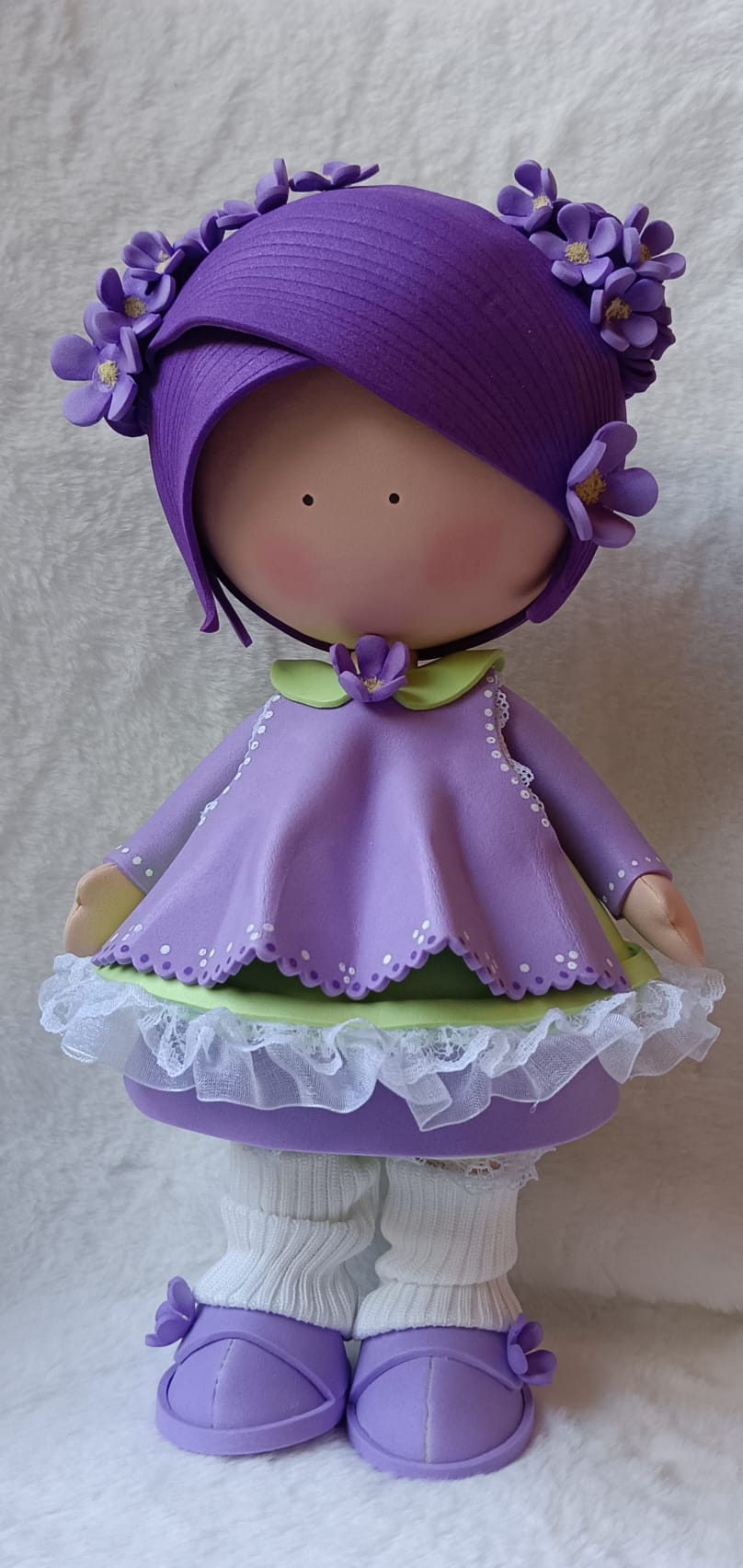 Boneca de EVA com Ursinho – Feita à Mão